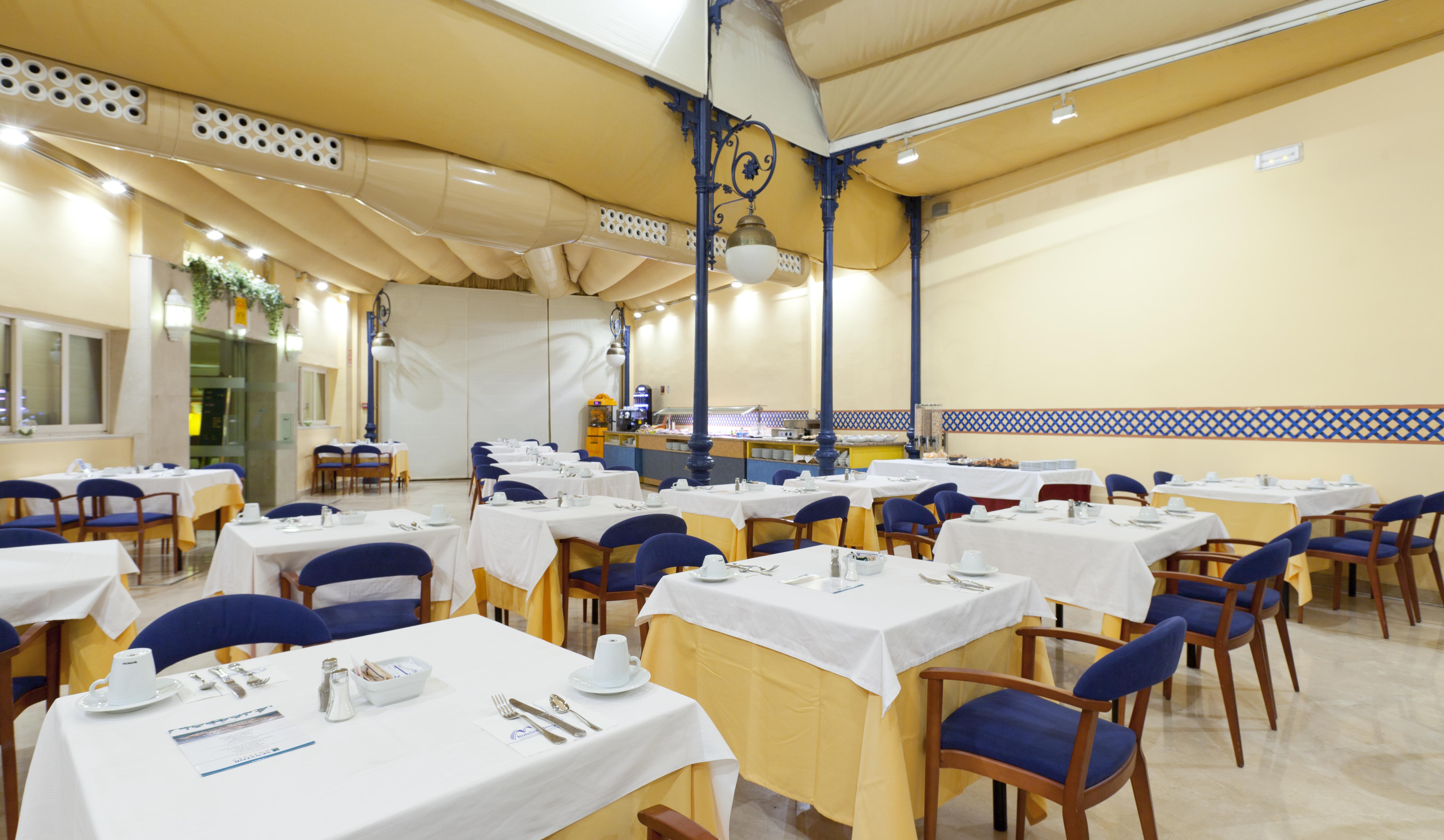 Senator Huelva Hotel Екстериор снимка