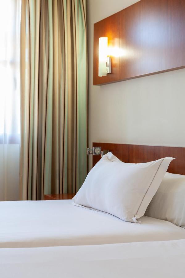Senator Huelva Hotel Екстериор снимка