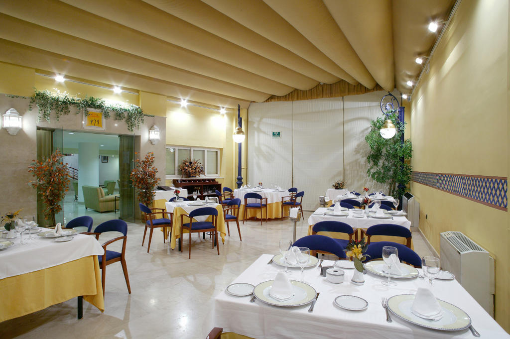 Senator Huelva Hotel Екстериор снимка